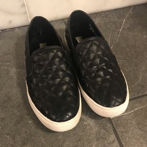 Steve Madden Slip On’s